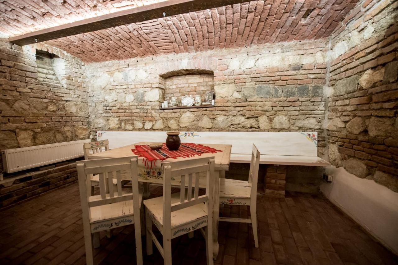 Vila Nicopole Art & Wine Brassó Kültér fotó